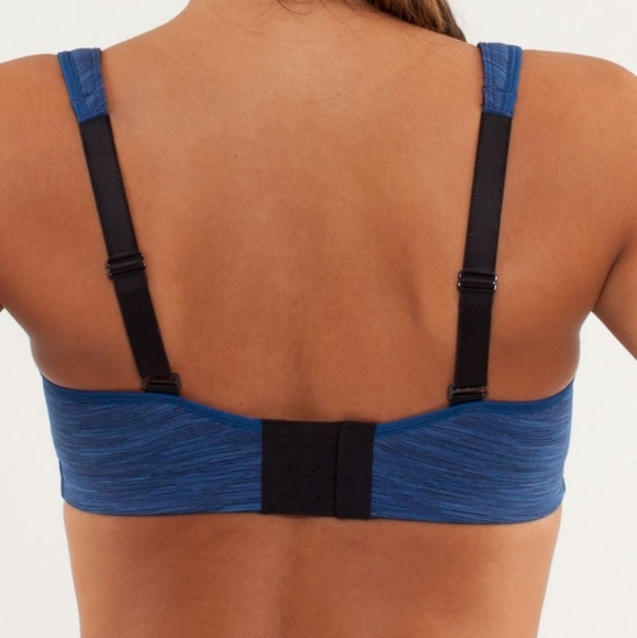 💙HP!💙Lululemon Ta Ta Tamer *No Size - Fits a 32B - Picture 2 of 15